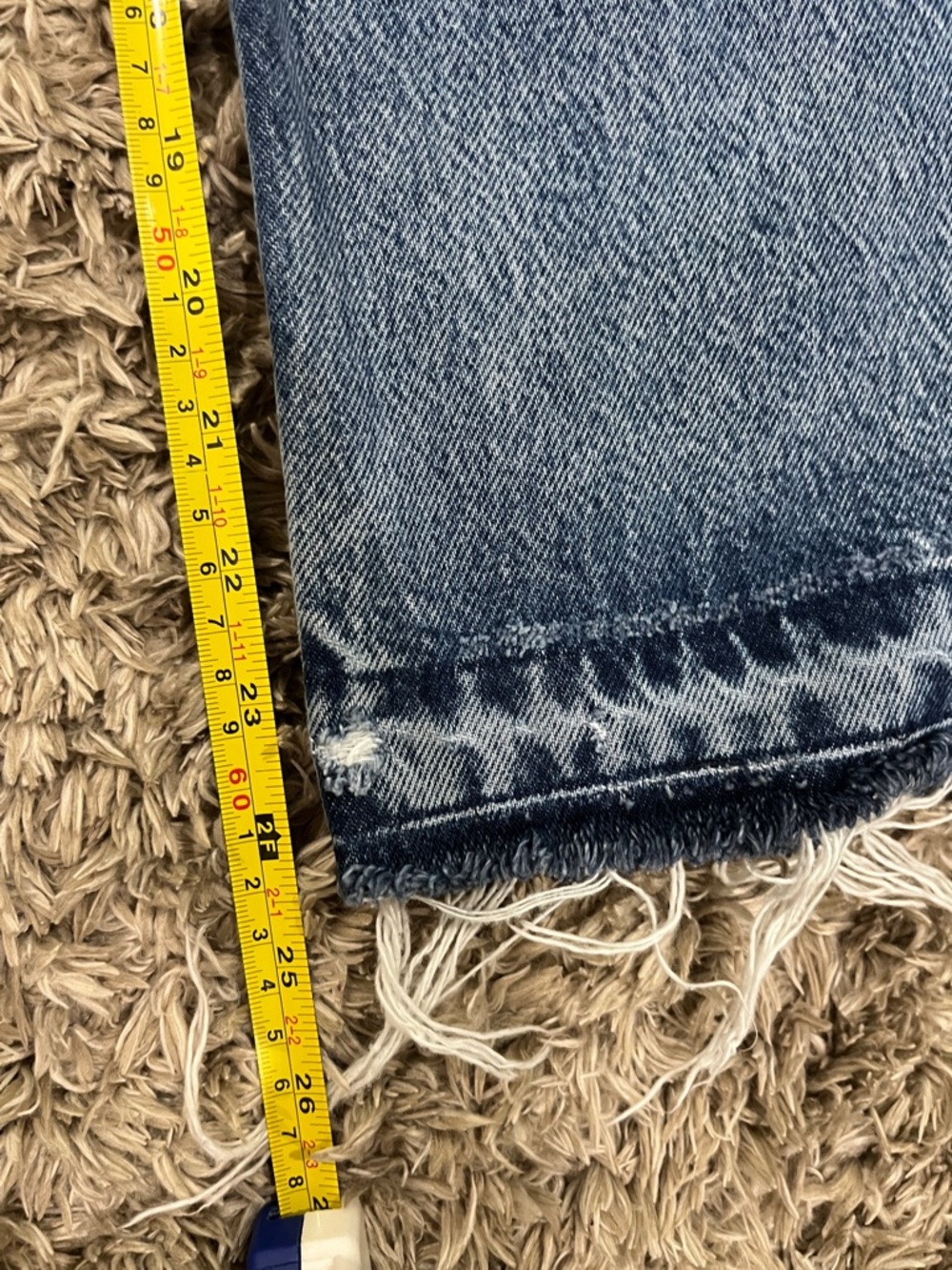 We The Free Faded Blue Ripped Cropped Jeans - Picture 6 of 8